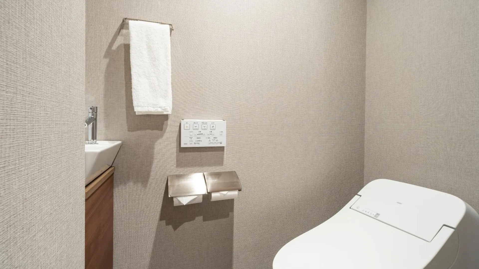 Koko Hotel Residence Asakusa Tawaramachi 도쿄 4*,
